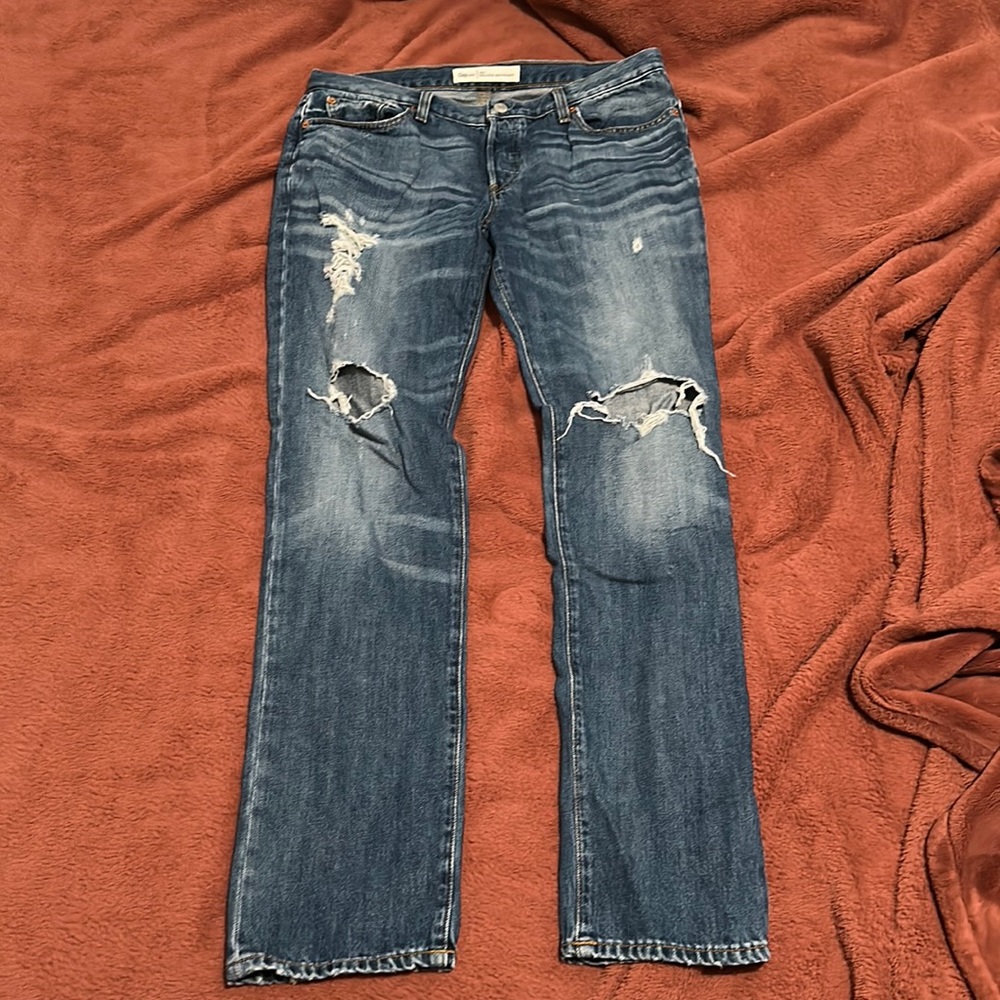 Gap Relaxed Boyfriend Distressed Straight leg jean